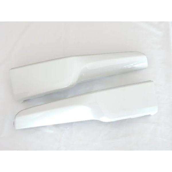 プリウスα ZVW40 後期 リアガーニッシュ　スムージング！　070カラー プリウスα ZVW40 後期 リアガーニッシュ スムージング！ 070カラー