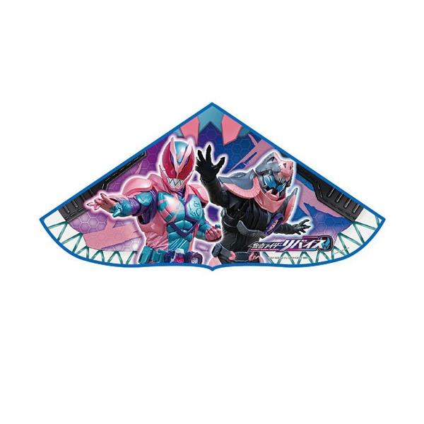 仮面ライダーリバイスのカイト。大きめの横幅116cmです。商品サイズ・パッケージサイズ：W120mm×H690mm×D10mm・本体サイズ：W1160mm×H640mmセット内容・カイト・たこ糸35mご注意対象年齢3才以上。