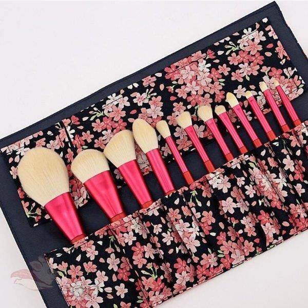 メイクブラシセット 12本セット 人工ウール 化粧ブラシ 3色 メイクブラシ 花柄ポーチ付き メイクポーチ チークブラシ アイシャドウチップ 柔らかい Aone 1107 1xw97 E One Store 通販 Yahoo ショッピング