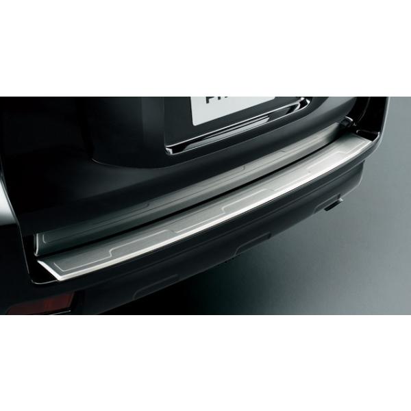 ランドクルーザープラド150系 中期：純正 リヤバンパーステップガード