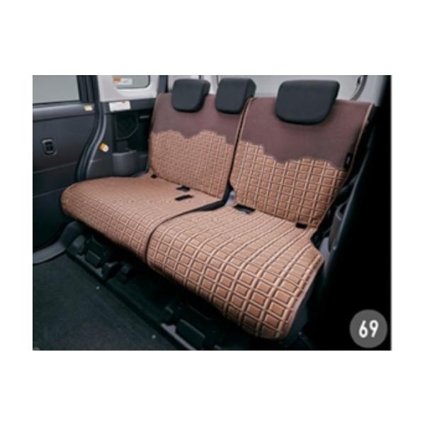 ■適合年式年式：R2年9月~■適合型式4BA-M900S（2WD）5BA-M900S（2WD）5BA-M910S（4WD）■適合グレード全車■商品詳細２脚分。撥水加工付。洗濯不可。●純正オプション品ですので材質的な問題は安心です。●商品はメ...