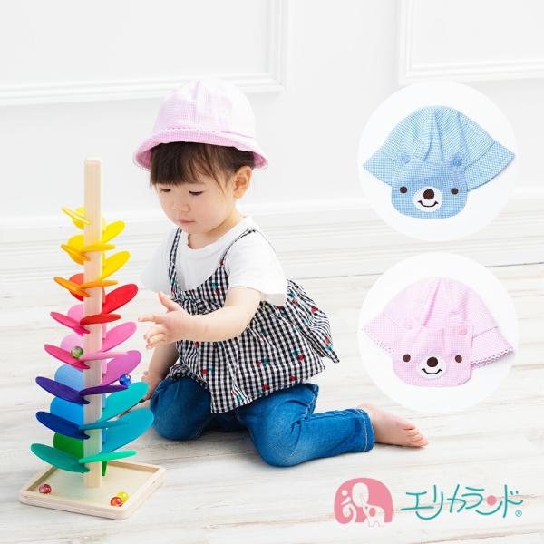 ●日除け付きで熱中症対策ばっちり◎●ギンガムチェックでさわやかなデザイン。夏の日差しケアもしてくれる日除け付き！お外遊びや公園・保育園にも最適です。プレゼントや贈物・プチギフトとしても！