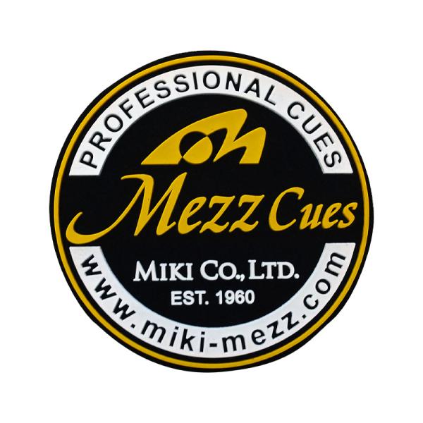 Mezz Patchメッヅ ワッペンフェルト素材をベースに、PUラバーにてMezzロゴをデザインしたワッペン(円タイプ)。裏面の粘着シールで張り付けて使用できます。サイズ直径 70mm