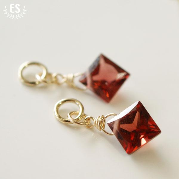 14kgf　モザンビークガーネットのひと粒雫チャーム 14kgfモザンビークガーネットのひと粒雫チャーム