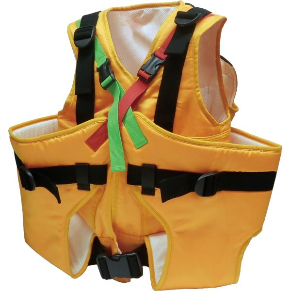 ●ベストタイプなのですぐに装着できる。●両サイドで保持するので、足元がみえやすく安全。●日本防炎協会認定の防炎加工生地を使用。●壁掛けできる収納袋付。※介添えが必要です。【サイズ】本体：着丈60×身幅50cm、パッケージ：縦40×横31×マ...