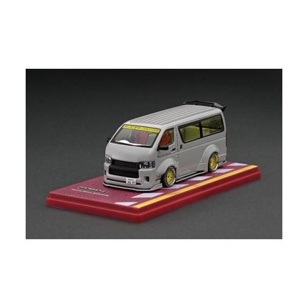 イクソ ターマックトヨタハイエース 1/43 ミニカー 2台セット イクソ ターマックトヨタハイエース 1/43 ミニカー 2台セット イクソ