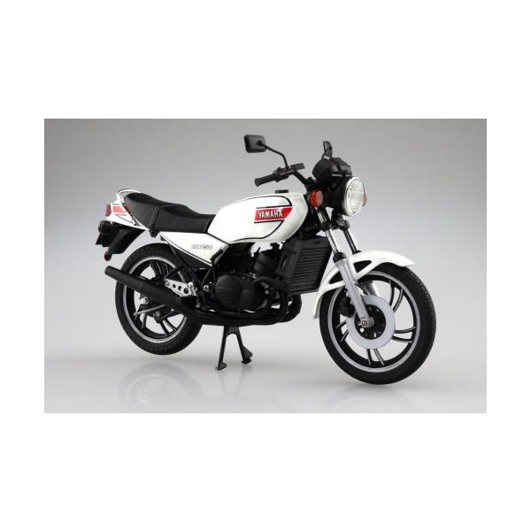 ■発送倉庫:GAME倉庫（※千葉県からの発送）■種別:ホビー■発売日:2024/11/08■メーカー:青島文化教材社■説明:ヤマハ屈指の名車、完成品バイクシリーズに登場！  1980年に発売されたRZ250は、環境規制が厳しくなる中、ヤマハ...
