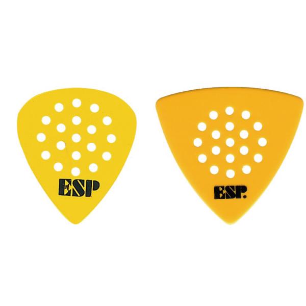 材質 セルロース厚さ 1.0mm空いている穴が滑り止めの役割をします。※この商品は送料をお安くすることが出来るゆうパケット便でお送り致します。（銀行・郵便局振込　クレジットカード決済のみで代引発送　時間指定ができません。 ）お客様宅　郵便ポ...