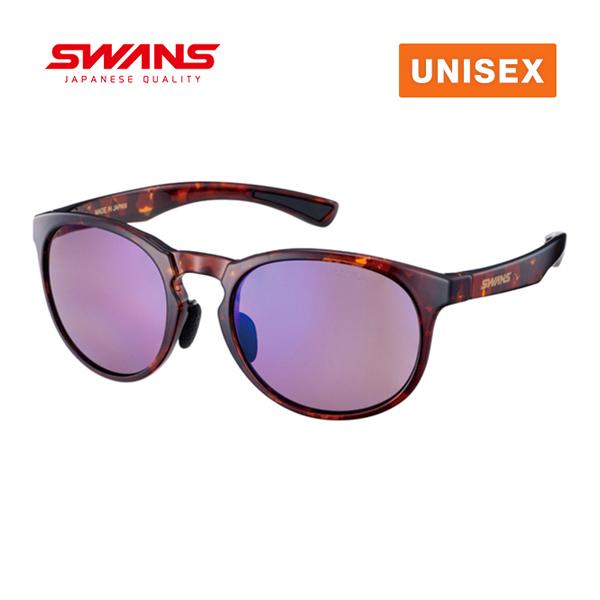 スポーツ用モデルと同じフレーム素材を使用することで、一般的なファッションサングラスとは違う軽さ・フィット感を実現。ゴルフ用 、フィッシング用 、ドライビング用の各ULTRA LENS搭載モデルを展開。【ノンスリップラバー】テンプルエンドには...