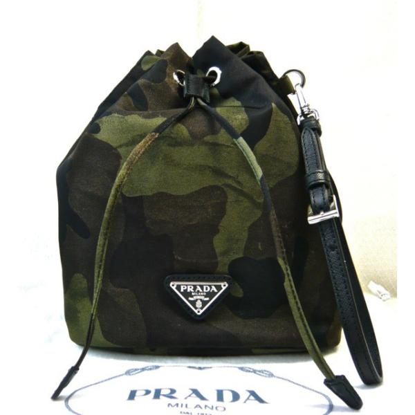 人気ブランドの新作 迷彩 チェーン付きポーチ プラダ Prada ウォレットチェーン Www Smithsfalls Ca