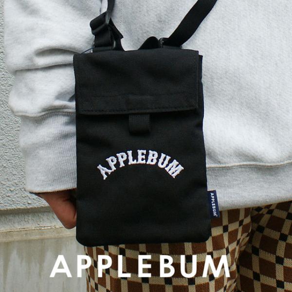 スマートスクラブス 【APPLEBUM】ARCH LOGO NECK POUCH