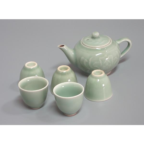 茶道具 青磁浮牡丹煎茶器セット 龍泉窯 ビンテージ中国茶器 骨董急須台付 未使用 青磁浮牡丹煎茶器セット 中国龍泉窯 : 茶道具商 越中屋 - 通販