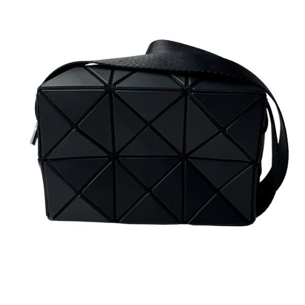 ISSEY MIYAKE（イッセイミヤケ） 美品 バオバオ ミニ ショルダーバッグ