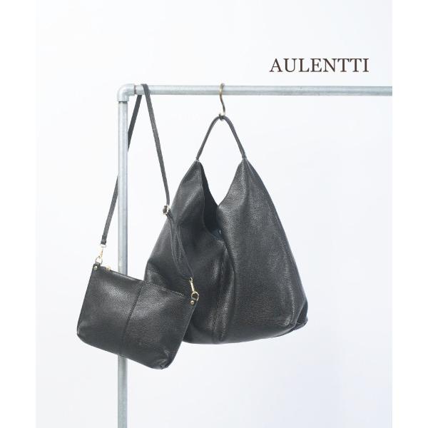 オウレンティ ポーチ付き レザーショルダーバッグ AULENTTI