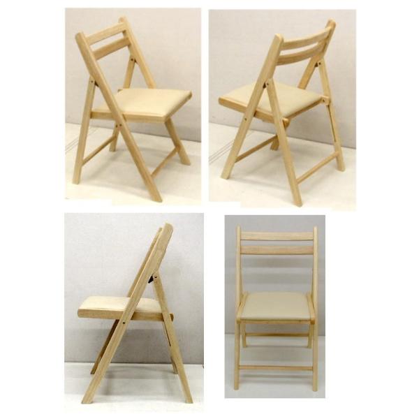 折りたたみ式の木製の椅子です。 ラバーウッド製ですので丈夫です。 脚の厚さが２センチあり耐久性もあります。 座面は合皮（ＰＶＣ）を張ってありますので 水・汚れに強いです。 別売りでセットできる「折りたたみテーブル」もあります。 下の写真をご...