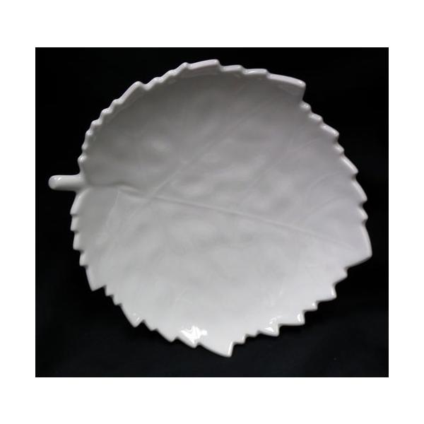 SALE現品限り特価 KPMベルリン【白磁リーフディッシュS 約13x12cm