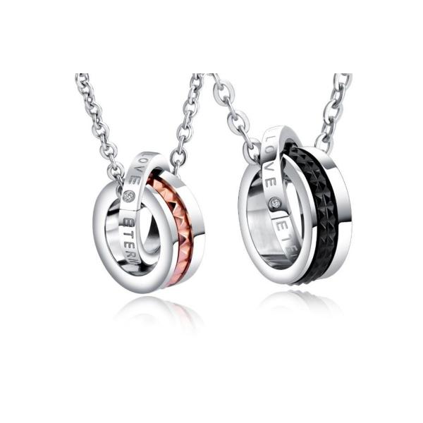 商品内容ネックレス  メンズ用・レディース用 各1本ギフトバッグ（黒い巾着袋）　2個ETERNAL LOVE(永遠の愛)の文字が刻まれた　ジルコニアの輝くペアネックレスです材質： ステンレス製 金属アレルギーの方も安心！ シャワーやスポーツ...