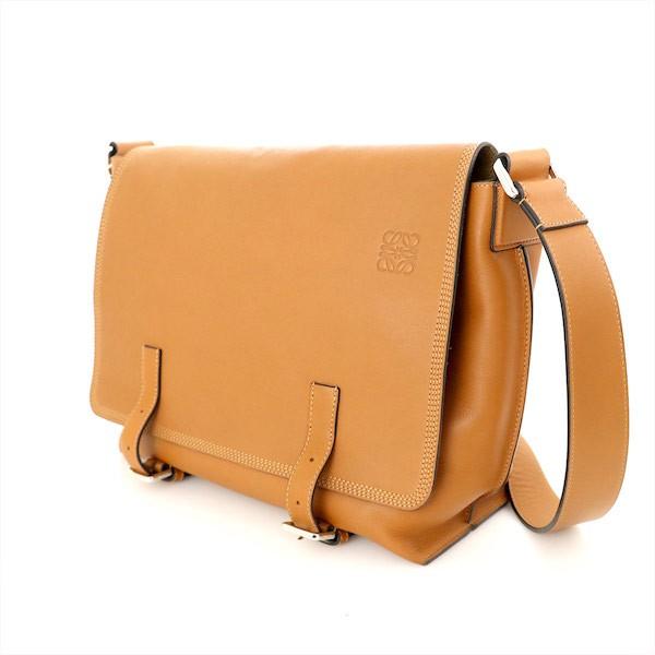 ロエベ LOEWE キャメル レザー メッセンジャースモール 337.02 ロエベ LOEWE キャメル レザー メッセンジャースモール 337.02