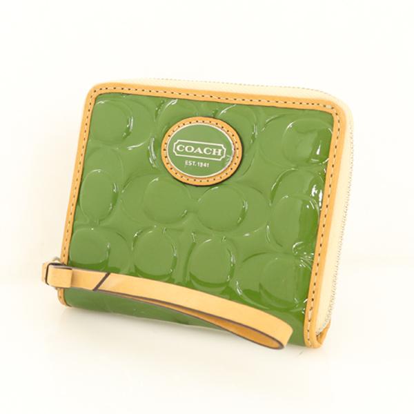 コーチ Coach グリーン エナメル レザー ラウンドファスナー コンパクトウォレット F499 二つ折財布 ブランド小物 レディース Sa 中古 Everydaygoldrush 通販 Yahoo ショッピング