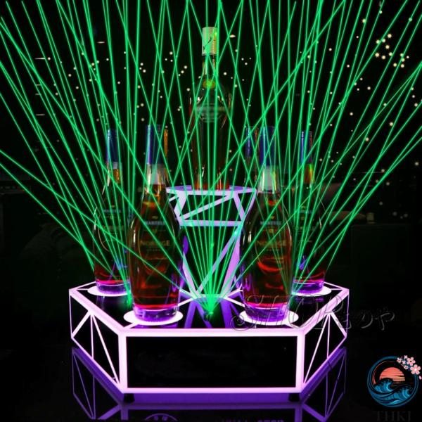 ? 【特別な照明効果】革新的な光と影の技術を採用し、色とりどりのライトが織り交ぜられ、夢のような雰囲気が生まれ、その場所のスタイルが瞬時に向上します。? 【おしゃれなデザイン】幾何学的なラインの六角形はモダンな感覚に満ちており、ワインや飲み...