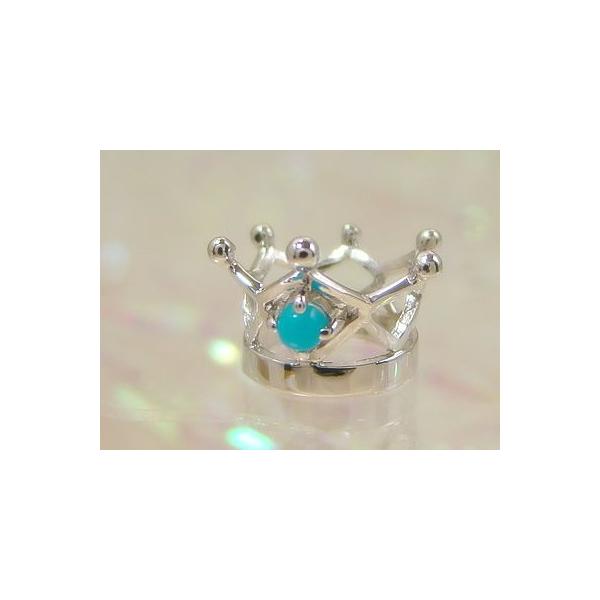ちいさな王冠がかわいい男の子向きのベビーリング■誕生石：ターコイズ（12月の誕生石）■刻印できる文字数：18文字■刻印できる文字：英数字（大文字）「＆」「スペース」「：」「.」■リング：K10ホワイトゴールド/縦10mm×横9mm×高7mm...