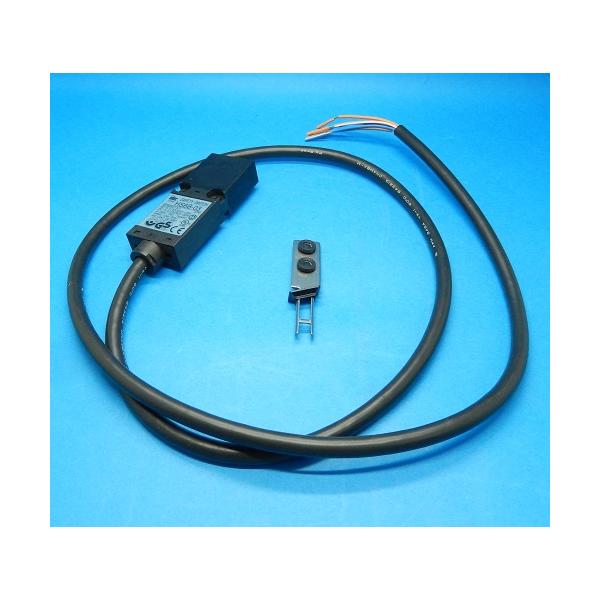 HS6B-03B01 安全スイッチ IDEC ランクS中古品 : FA機器の HS6B-03B01 安全スイッチ IDEC ランクS中古品 : FA機器の