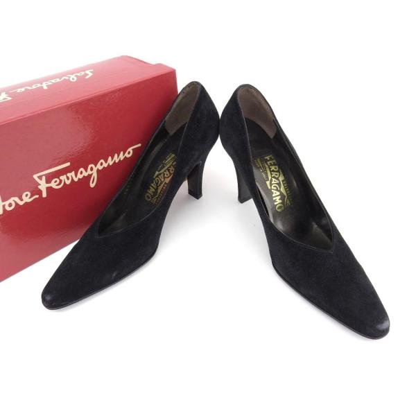 送料込】 6 サルヴァトーレ・フェラガモ 23.5 ゴールド/EC191 パンプス