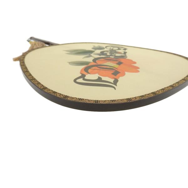 新品 Gucci グッチ 団扇 うちわ ゴシックロゴ 椿 ツバキ バンブー タッセル 0417 Door2door Ie