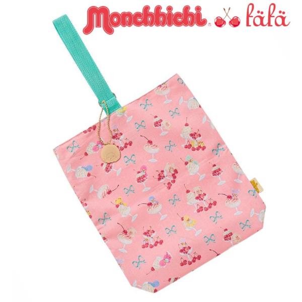 【モンチッチコラボ】♪fafaのシューズケースにモンチッチゴールドチャーム付きのモンチッチコラボ柄が登場しました♪持ち手をリングに通すだけのワンハンドルタイプは小さな子でも使いやすい親切設計シューズケースはもちろんベビーのお着替え入れやワン...