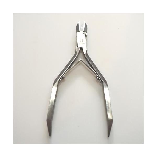 【未使用】マルト長谷川工作所スペシャルネイルニッパークリスタル爪ヤスリ ケース付 爪切り マルト長谷川工作所 スペシャルネイルニッパークリスタル (爪