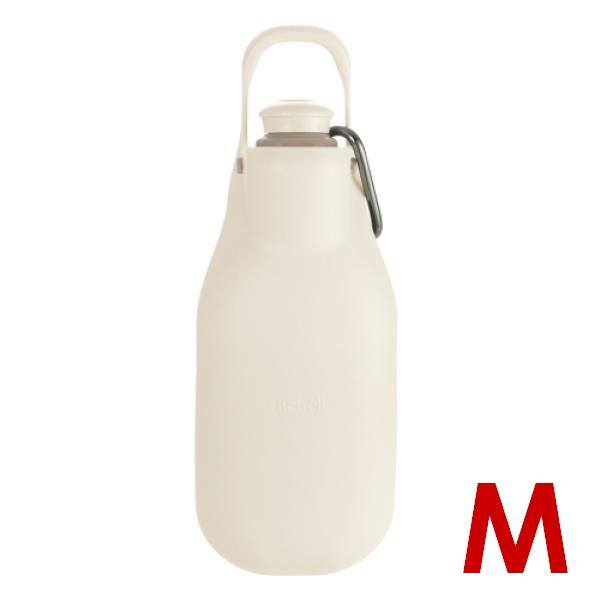 おしっこ跡のマナー洗浄、水分補給にも使える２WAY！中型犬対応サイズのハンディシャワー。 受皿の向きを変えて、シャワー・給水器の2通りの使い方ができます。 給水時は受皿に水を溜められるので、手軽に水分補給ができます。 カラビナ付きなので、リ...