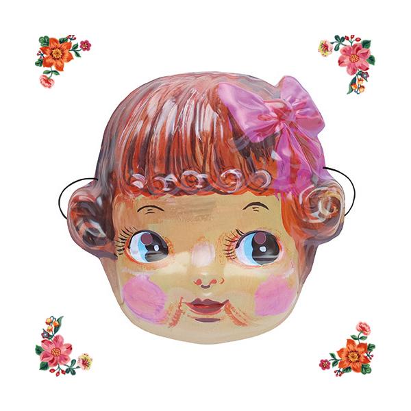 ナタリー・レテの描くキッチュ&amp;シュールなキャラクターたちがとびきりキッチュなプラスチック・マスクになりました！こちらはナタリーの代表的キャラクター、セルロイド人形・プリティー・ガールのお顔を大胆にかたどった驚きの一品。繊細かつ力強い...