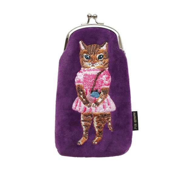 【クリックポスト発送可】<ご注文点数が多い場合は宅配便に変更となります>ナタリー・レテの描くポップ＆キッチュな世界がとびきりラグジュアリーなソフト・マルチケースになりました！こちらは、ナタリーの代表的キャラクター、茶トラ猫・プリ...