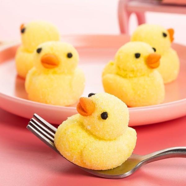 でかい マシュマロ 個包装 marshmallow 直径14cm 特大キャンディ 詰め合わせ 安い ぐみ お菓子 可愛い 海外ASMR キャンプ◆パッケージ：アヒルマシュマロ(10個セット)◆保管方法：涼しく乾燥した場所に保管し、直射日光を...