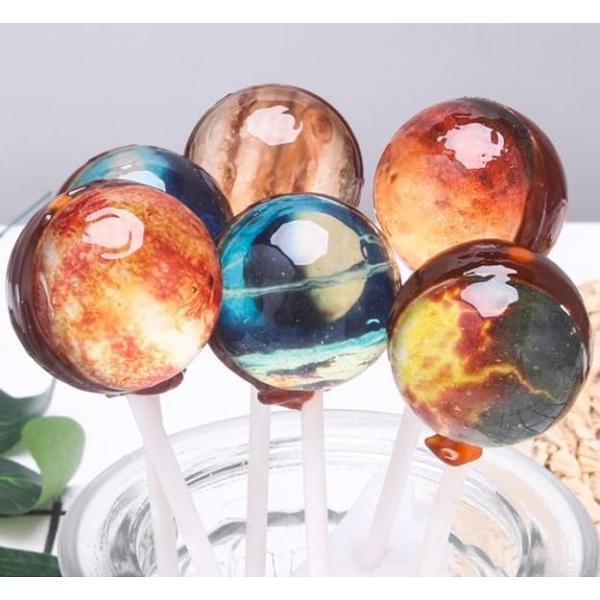 クリスマス限定のキャンディーが登場！クリスマスミックスキャンディは、カラフルな色でまとまったデザインでクリスマスツリー感を演出。見た目の可愛さはもちろん、味も美味しく出来上がりました。こちらは個包装なので、クリスマスのプレゼントに最適です。...