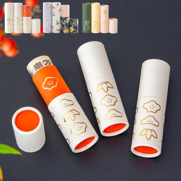 ●お正月のお年玉入れにぴったり！筒形のポチ袋「POCHI-PON(ポチポン)」。●フタを開けた時の「ポン！」という音がおめでたさを盛り上げ、お目見えするモチーフも楽しく豪華です。●いただいた後は印鑑ケース、リップケース、お賽銭入れ、アクセサ...