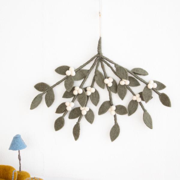 取扱終了】ヤドリギスワッグ フェルト 北欧 スワッグ リース