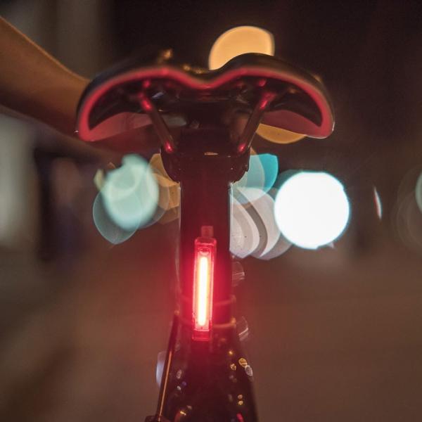 自転車 ライト Knog Plus Rear Black 贈物 プラス リア ブラック コンパクト ピストバイク テールライト クロスバイク スポーツ バイク リアライト ロードバイク