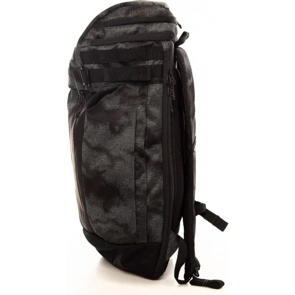 dakine concourse 30l