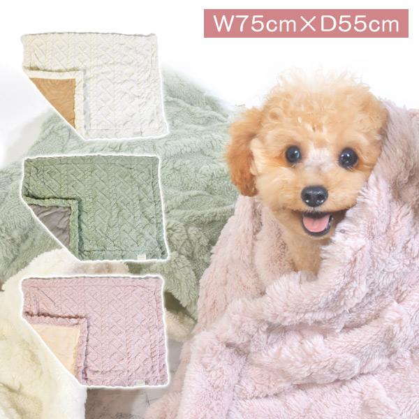 ・見た目もあたたかいケーブル柄のファー素材と滑らかな毛布素材のリバーシブル毛布です。・表は見た目も手ざわりも優しいケーブル柄のファー素材、裏は滑らかな肌触りの無地の毛布素材を使用。・ふわふわケーブル柄、なめらか毛布、気分やコーデに合わせて使...