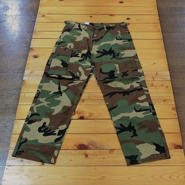 バギーパンツ カモフラージュ カーゴパンツ LARGE WOODLAND 軍モノ バギーパンツ カモフラージュ カーゴパンツ LARGE WOODLAND 軍