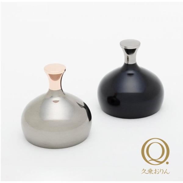 【商品仕様】素材：おりん：銅合金、振り子：ヘマタイト（天然石）サイズ：Φ５０×高さ５０ｍｍカラー：シルバー（パラジウム仕上げ）、黒（漆仕上げ）【商品説明】創業１１４年の富山の老舗おりん屋が心を込めて作った呼鈴「てのりん」です。シルバーはやや...