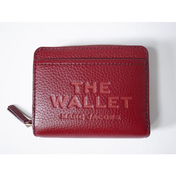 未使用級　マークジェイコブス　二つ折り財布　ザ　レザーミニコンパクトウォレット MARC JACOBS（マーク・ジェイコブス） 財布 THE LEATHER MINI COMPACT