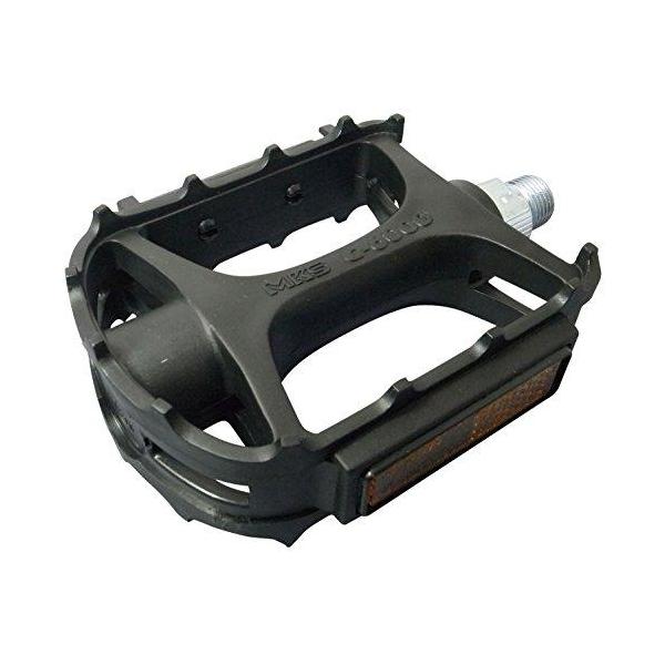 一般的なペダルよりも、長さ、幅、高さが大きく設計された踏み面が特徴です。街乗りからオフロードライドまで幅広い用途に使えることはもちろん、一輪車のライダーにも強く支持されています。G-6000は、優れたグリップ力を発揮するため、高さのある歯形...