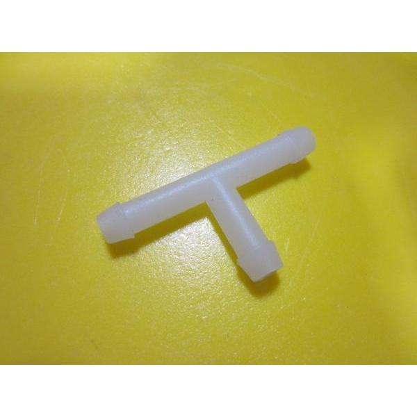 エア用三つ又です。新品です。外径5.5φです。ブースト計の取り付けにいかがでしょうか？※初期不良に限り返品をお受けいたします。