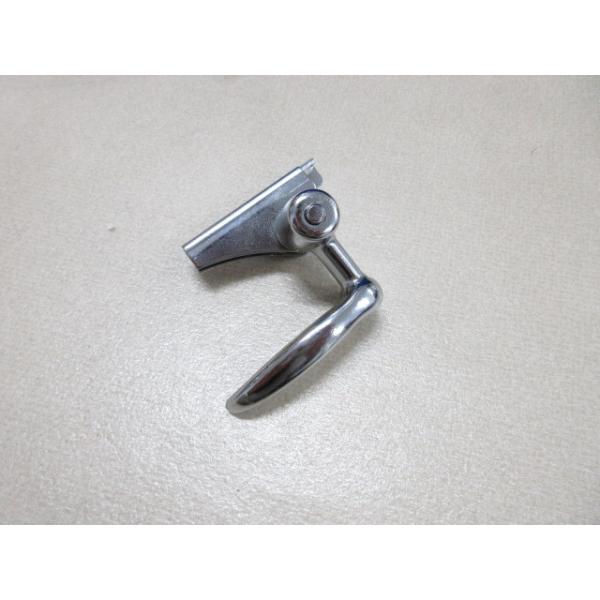 純正新品 サニー サニトラ B110 B120 三角窓 ハンドル 左 : ファイン