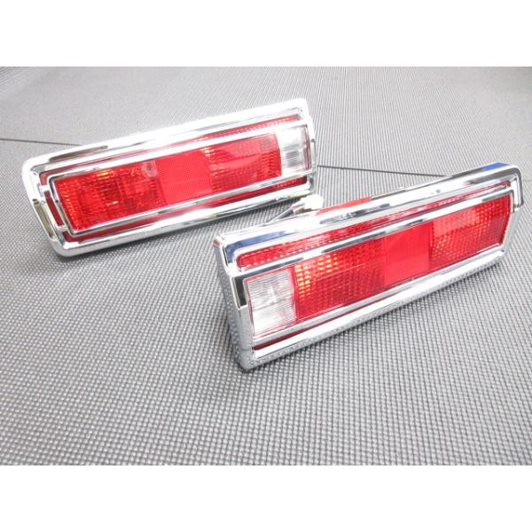 高品質レプリカ ブルーバード 510 中期 セダン 用 テールライト左右です。高品質レプリカです。パッキン付きです。左右セットとなります。※初期不良に限り返品をお受けいたします。