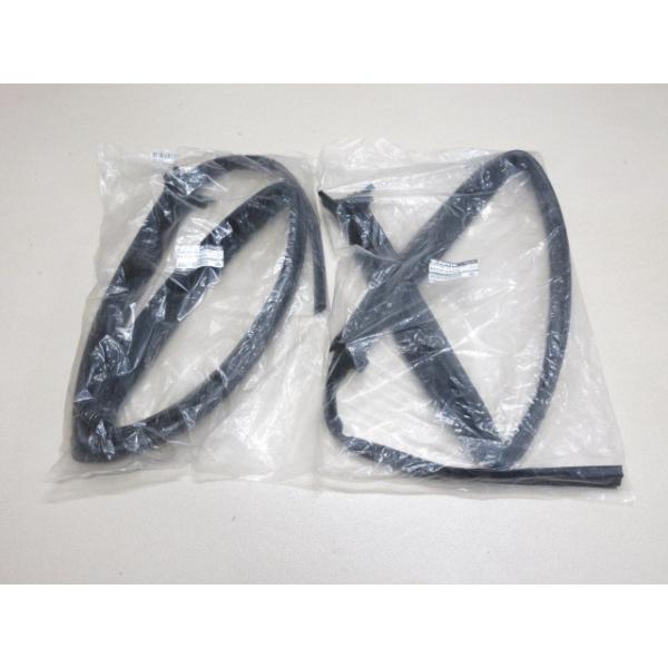 ダットサントラック D21 用 ダブルキャブ ガラスランチャンネル リア