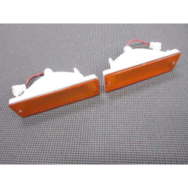 ダットサントラックD21　純正バンパーウィンカーレンズ ダットサントラックD21 純正バンパーウィンカーレンズ