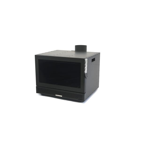 スペック寸法：W428mmxH359mmxD535mm(組み立て時(ハンドル/レバー/煙突ブラケット含む) 重量：16kg(ロストル込み)     材質：鉄表面処理：耐熱黒塗装ガラス：耐熱ガラス薪長：35cm    煙突径：Φ106    ...